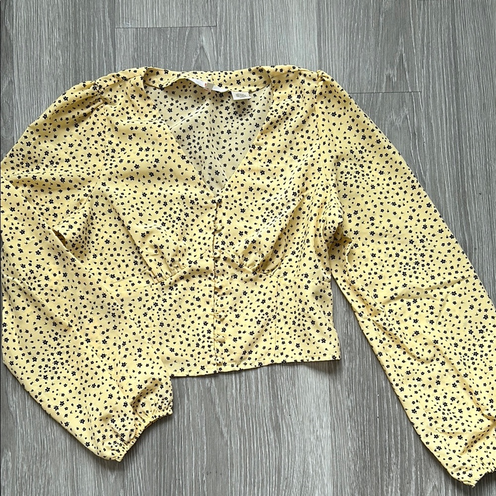 Like-new Levi’s Yellow Floral Corset Button-Down Top